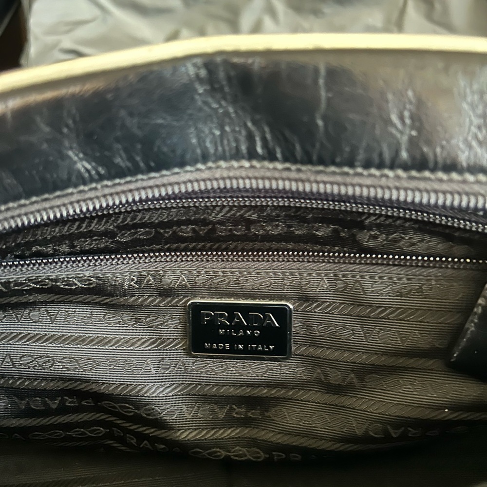 Rare vintage PRADA 'Vitello Drive' Black Leather Bowling Bag modeled by Gisele - Picture 10 of 16